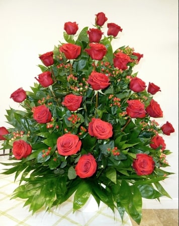 Red Rose Basket